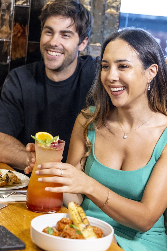 couple at bottomless brunch